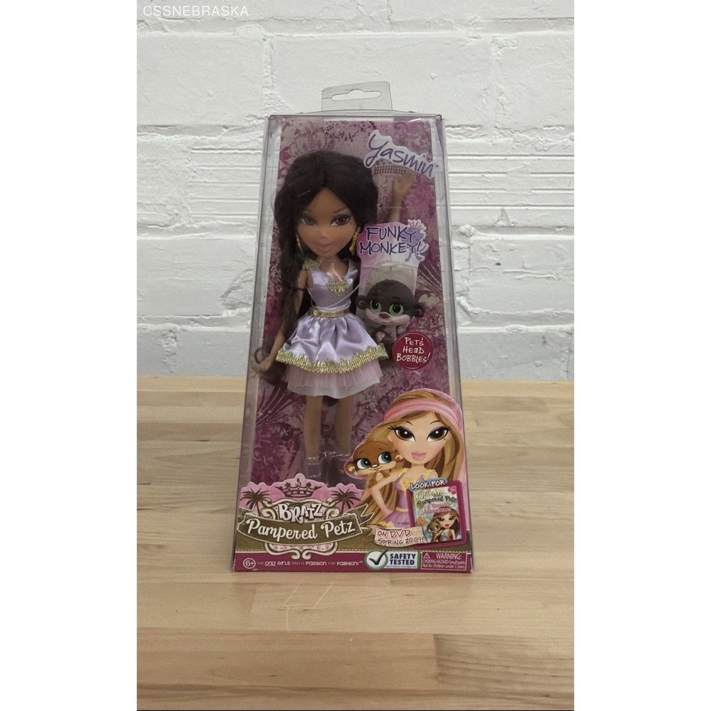 Bratz Pampered Petz Yasmin Doll w/ Funky Monkey Bobble Head by MGA NEW